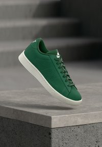 Δεν επιλέχθηκε, gorge green/sail