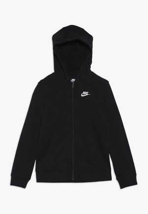 Czarna bluza Nike na zamek z kieszeniami z przodu, długimi rękawami i kapturem, z białym logo Nike na piersi i suwakiem.
