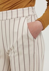 ICHI Tygbyxor - mottled beige