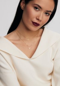 YES PSZCZOŁA - QUEEN B złoty