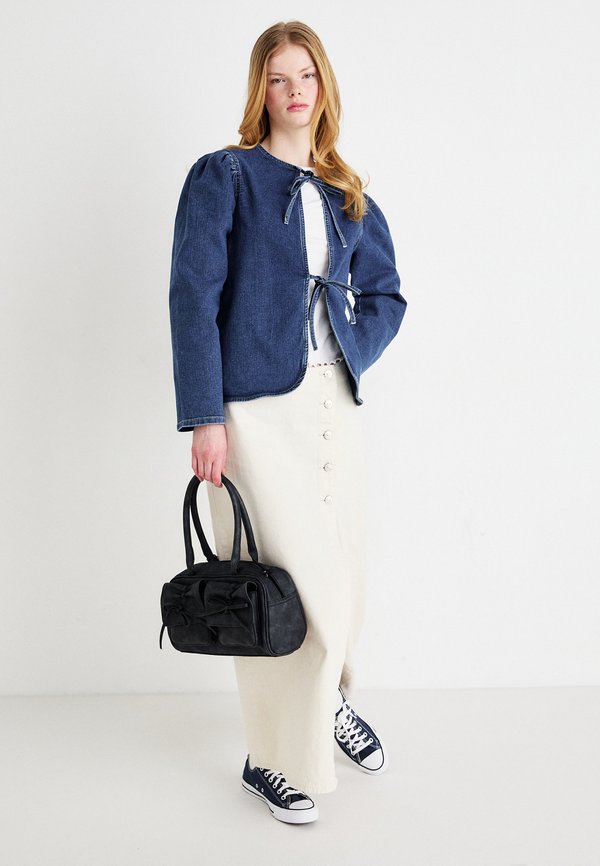 VMMAISIE TIE  - Blouse2