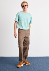 Dickies LURAY POCKET TEE - Paprasti marškinėliai - blue surf