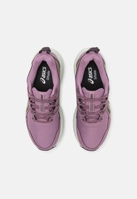 ASICS GEL-VENTURE 9 - Løpesko for mark - dusty mauve/champagne