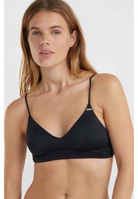 Čierny bikiny top s tenkými popruhmi, dizajn s výstrihom do V a jemnou textúrou. Obsahuje malý značkový akcent na ľavej strane.