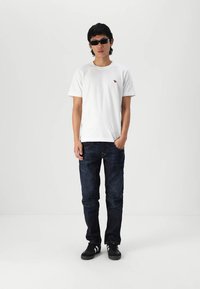 Abercrombie & Fitch 5-Pack Signature Icon Tees - Basic T-shirt - black/scarab/blue/white
