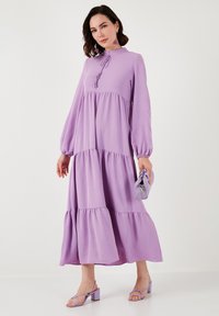 REGULAR FIT - Dolga obleka - lilac