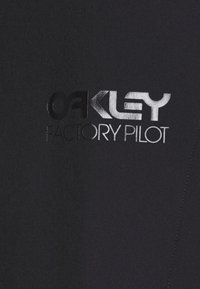 Oakley Träningsshorts - black