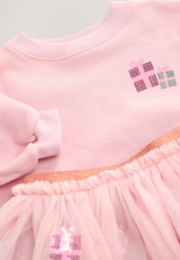 Non sélectionné, pink christmas