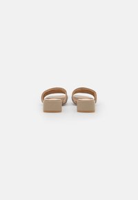 Vero Moda Mules à talons - beige