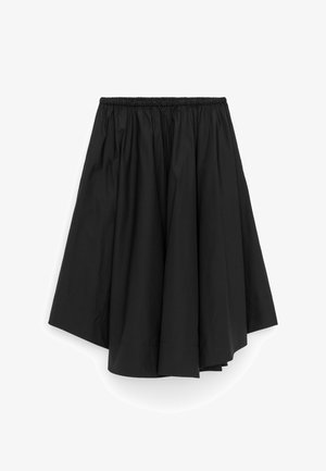 Falda negra hasta la rodilla con cintura elástica y tela fruncida que crea un dobladillo asimétrico y acampanado.