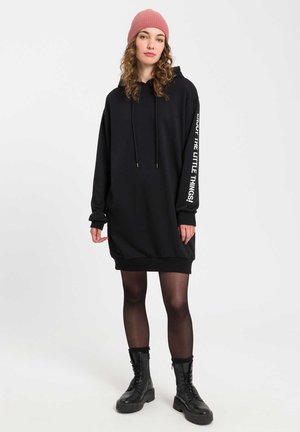 Cross Jeans Sukienka letnia