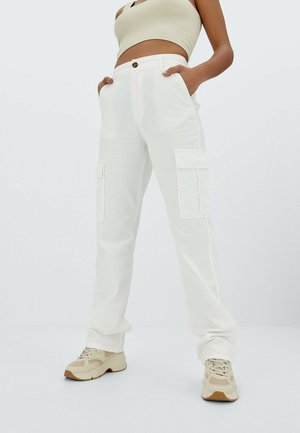 STRAIGHT FIT - Cargo trousers - off white