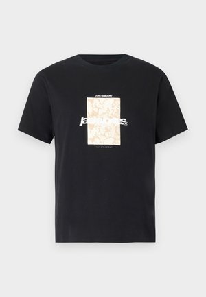 Schwarzes Baumwoll-T-Shirt mit Rundhalsausschnitt. Hat eine beige rechteckige Grafik und weißen Text "JAWO", zentriert auf der Vorderseite. Kurze Ärmel.