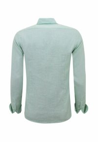 Lange mouwen shirt in lichtgroene linnen, met een zachte textuur, een standaard kraag en knoopmanchetten, met een plain achterkant.