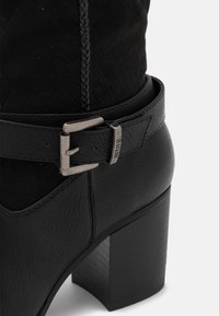 mtng Botas camperas - black