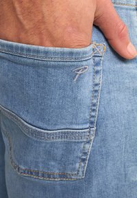 Petrol Industries BLIZZARD BAYSTONE - Denim shorts - medium stone