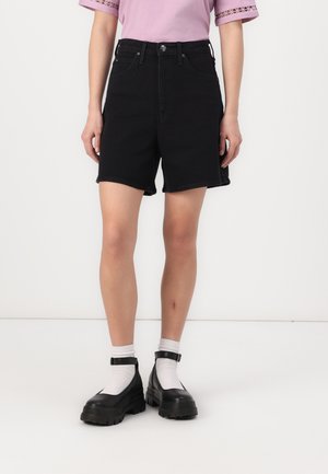 Lee STELLA - Denim shorts - outside darks