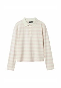 Polo a maniche lunghe a righe rosa chiaro e crema, caratterizzato da una texture morbida e un colletto classico con tre bottoni. Design cropped.