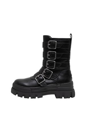 Botte noire en cuir mi-mollet avec semelle épaisse et cinq boucles argentées réglables sur le côté.