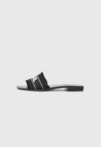 SKOOT II - Chaussons - black