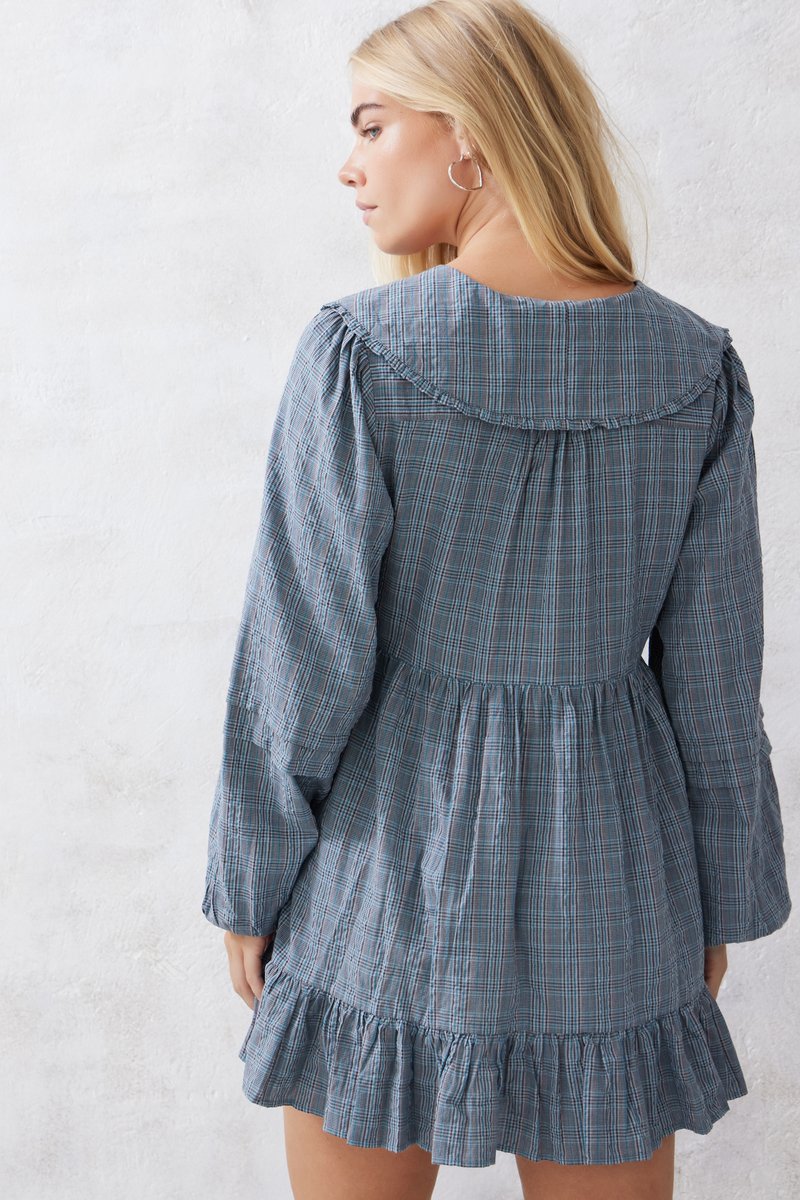princess polly baby blue dress Urban outfitters blue gingham dress Size medium but