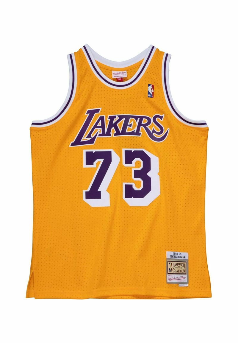 Maillot de basketball jaune avec le texte "LAKERS" en violet, le numéro "73" en contours blancs, et un écusson du logo NBA. Il est fabriqué en tissu en maille et présente des fentes latérales.
