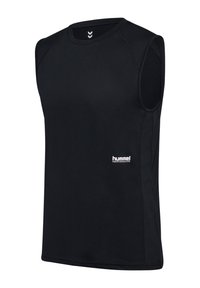 Zwarte mouwloze sportshirt gemaakt van gestructureerd materiaal. Het heeft een ronde hals en een wit "hummel PERFORMANCE" logo op de voorkant.
