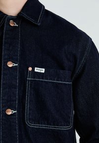 Wrangler KOBE CHORE JACKET - Giacca di jeans - bad hoss