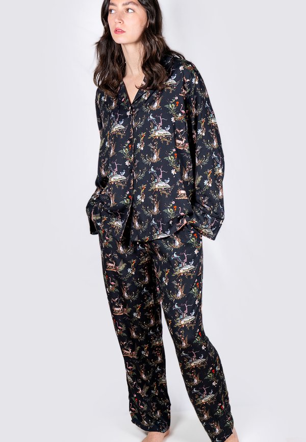 WONDERLAND  - Pyjama