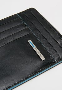Piquadro SQUARE ZIP WALLET - Wallet - black