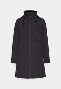 Manteau noir imperméable en tissu lisse, avec un col montant, capuche ajustable, fermeture éclair à l'avant, deux poches latérales et manches longues.
