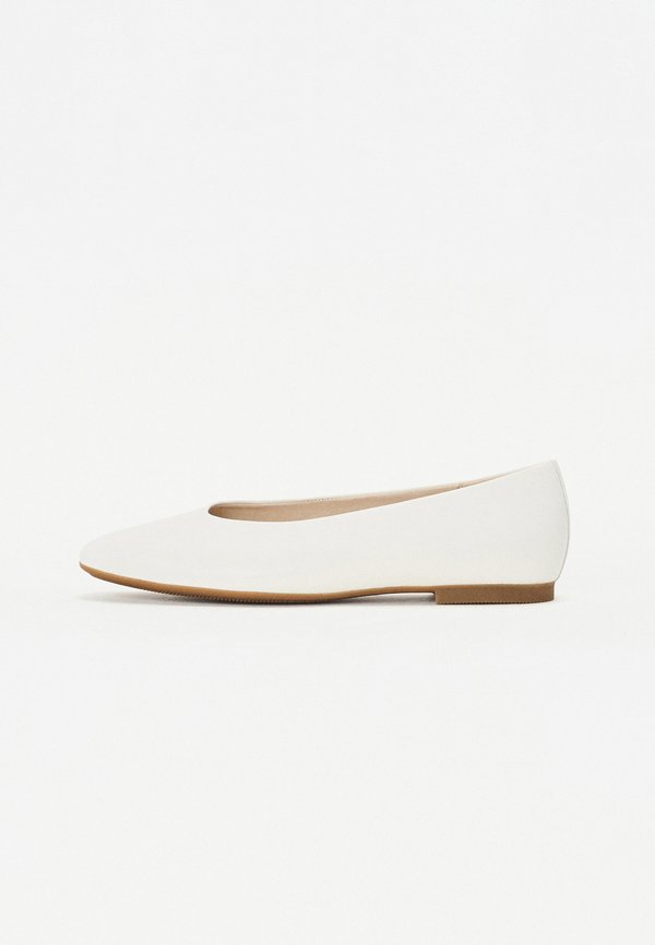 Ballet pumps - latte