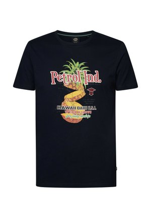 Camiseta de algodón azul marino con un diseño gráfico de una piña y el texto "Petrol Ind." y "Hawái Oahu EE.UU." en colores vibrantes.