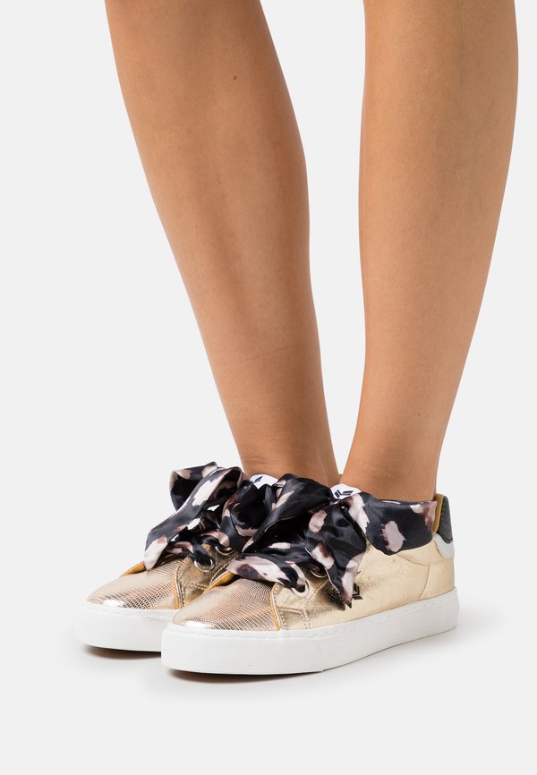 SEVERINE - Sneaker low - gold