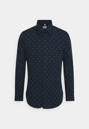 Marineblaues Langarmhemd mit Punktkragen, mit einem weißen Rauten-Muster, Knopfverschluss vorne und normaler Passform. Baumwollstoff, glatte Textur.
