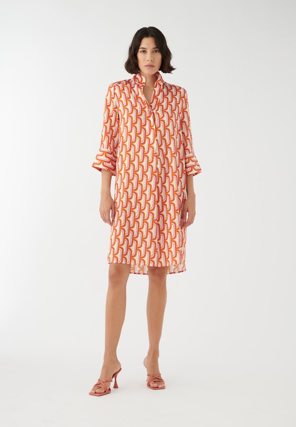 KAMILLESDEA - Maxikleid - cabanas leche