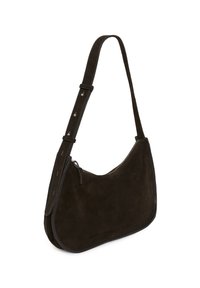 Sac bandoulière en daim marron foncé avec bandoulière réglable, fermeture éclair et forme rectangulaire incurvée.