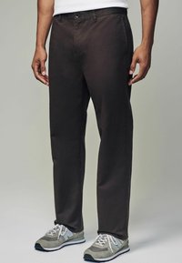 Next UTILITY - Stoffhose - chocolate brown