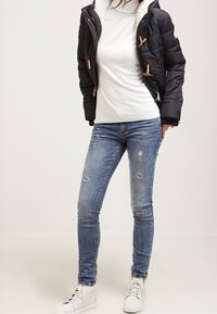 Superdry & Co Overgangsjakke - black