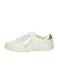 Weiße Sneaker mit oberem Teil aus glattem Leder und glänzenden silbernen Akzenten. Gummisohle, runder Zehenbereich und flache Schnürsenkel. Minimalistische Designelemente.