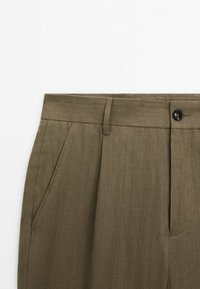 Massimo Dutti Chinosy