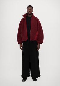 Han Kjøbenhavn JACKET UNISEX - Jakna iz flisa - blood red