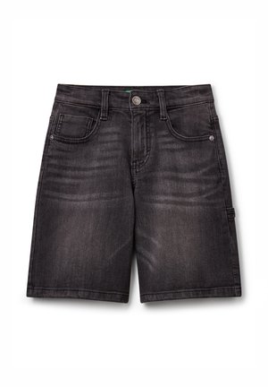 Czarne szorty z denimu o prostym kroju, z pięcioma kieszeniami, zapięciem na mosiężny guzik i subtelnym wyblaknięciem faktury tkaniny.