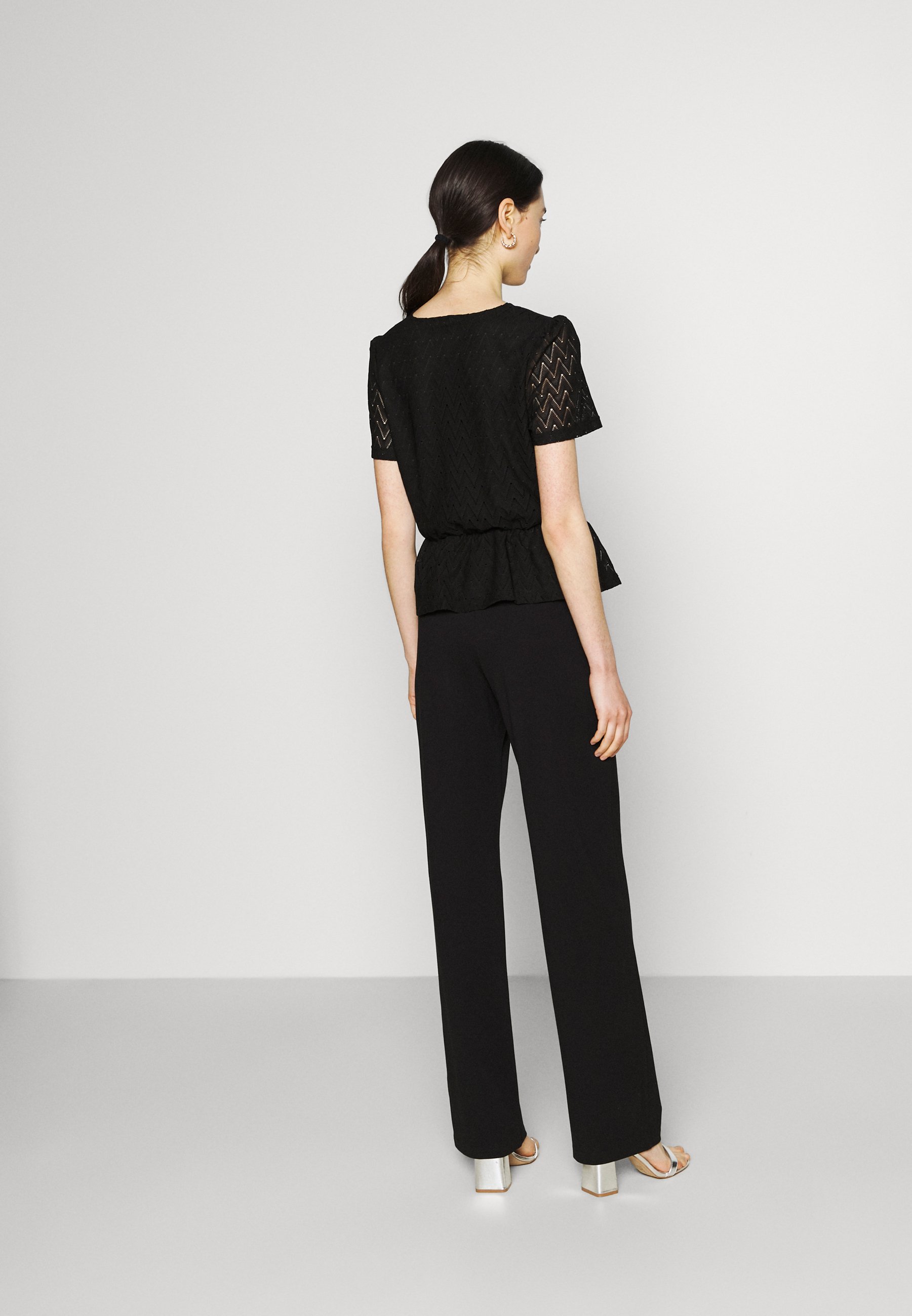 ONLY SUKI LIFE - Trousers - black 