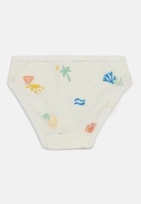 Cueca de algodão off-white com padrões coloridos, incluindo caranguejo, sol, palmeiras e ondas. Apresenta um cós elástico e bordas cosidas.
