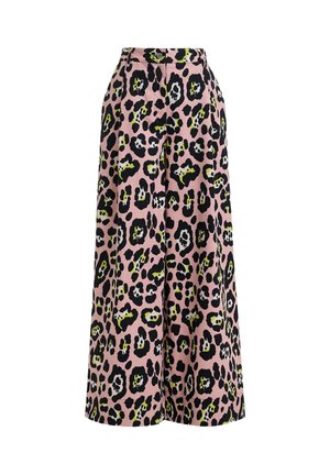 Pantaloni a vita alta a gamba larga con chiusura con bottone e zip, con base rosa e motivo leopardato nero, bianco e giallo.