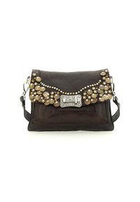 Borsa a tracolla in pelle nera con dettagli circolari in tono oro e chiusura in argento. Forma strutturata con tracolla removibile.