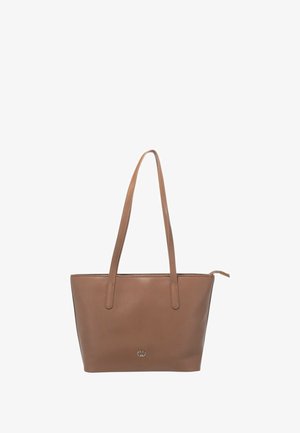 Brun läder toteväska med två långa handtag, rektangulär form, slät yta och en liten logotypdetalj på framsidan. Dragkedjestängning.