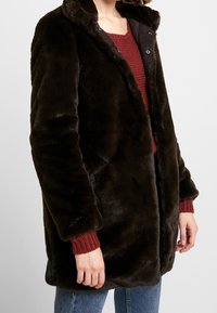 Vero Moda Vinterkappa /-rock - brown