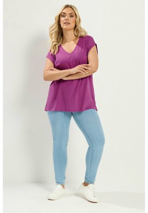Yours Clothing, PLUS SIZE CASUAL TOPS 2 PACK - T-Shirt basic - purple